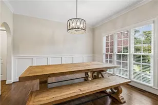 4387 Trestle Way, Buford, GA 30518 - Photo 9