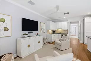 1085 Davis Cir NW, Atlanta, GA 30318 - Photo 15