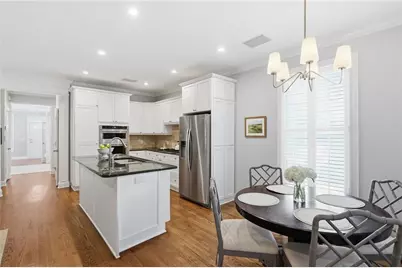1085 Davis Circle NW #R, Atlanta, GA 30318 - Photo 13