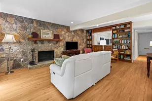 1237 Druid Knoll Dr NE, Brookhaven, GA 30319 - Photo 5