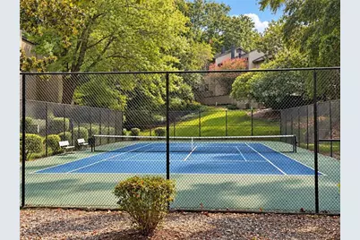 60 Ivy Parkway NE, Atlanta, GA 30342 - Photo 37