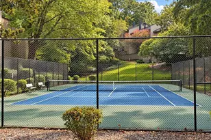 60 Ivy Pkwy NE, Atlanta, GA 30342 - Photo 37