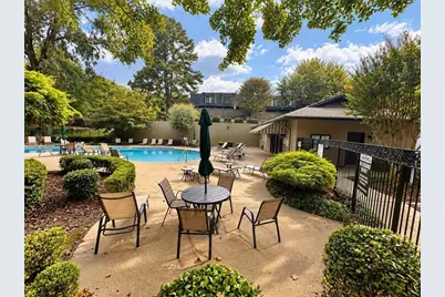 60 Ivy Parkway NE, Atlanta, GA 30342 - Photo 39