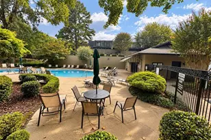 60 Ivy Pkwy NE, Atlanta, GA 30342 - Photo 39