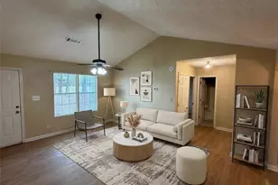 122 Oriole Dr, Jonesboro, GA 30238 - Photo 9