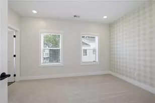 2485 Sycamore Rd, Atlanta, GA 30318 - Photo 19