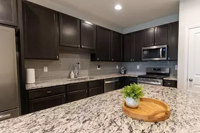 2857 Regal Park NW, Atlanta, GA 30318 - Photo 11