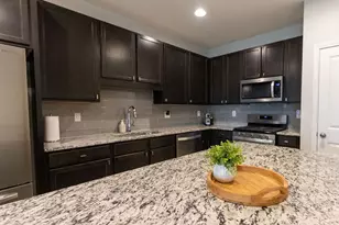 2857 Regal Park NW, Atlanta, GA 30318 - Photo 11