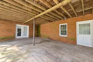 780 Yorkshire Pl SW, Lilburn, GA 30047 - Photo 5