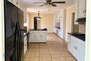 780 Yorkshire Pl SW, Lilburn, GA 30047 - Photo 11