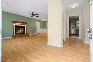 5510 Concord Cir, Gainesville, GA 30507 - Photo 3