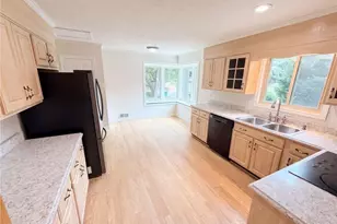 3962 Spalding Hollow, Peachtree Corners, GA 30092 - Photo 11