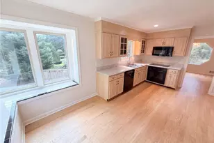 3962 Spalding Hollow, Peachtree Corners, GA 30092 - Photo 7