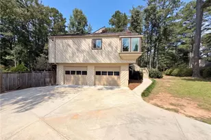 3962 Spalding Hollow, Peachtree Corners, GA 30092 - Photo 5