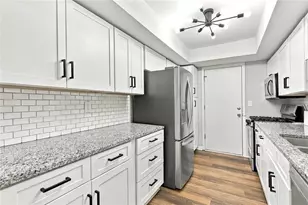 6851 Roswell Rd, Sandy Springs, GA 30328 - Photo 7
