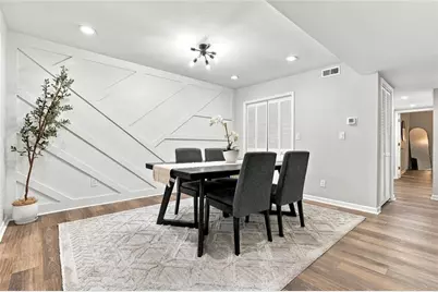 6851 Roswell Road #Q-15, Sandy Springs, GA 30328 - Photo 9