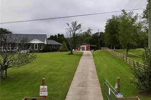 2199 Horsley Mill Rd, Carrollton, GA 30116 - Photo 5