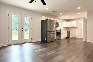 5456 Brownlee Rd, Stone Mountain, GA 30087 - Photo 13
