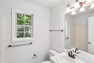 5511 Pond Mill Ct, Flowery Branch, GA 30542 - Photo 31