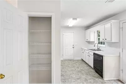 5511 Pond Mill Court, Flowery Branch, GA 30542 - Photo 21