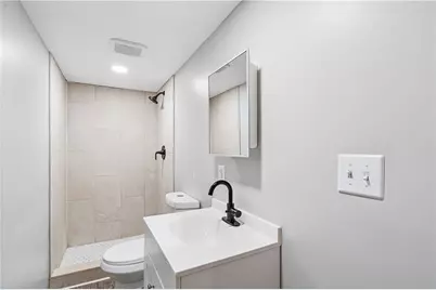 880 Bridge Pointe Court, Alpharetta, GA 30005 - Photo 27