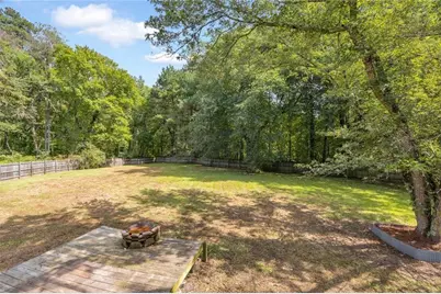 374 Meadow Trace Drive, Auburn, GA 30011 - Photo 19