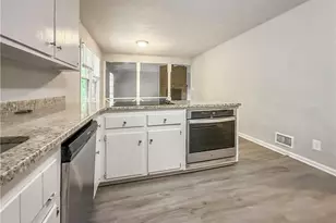 4231 Marsh Rd, Marietta, GA 30066 - Photo 3