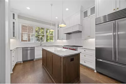 3715 Peachtree Road NE #9, Atlanta, GA 30319 - Photo 11