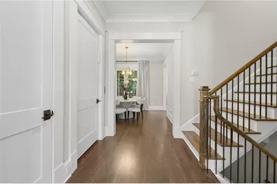 3715 Peachtree Road NE #9, Atlanta, GA 30319 - Photo 7