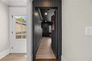 3715 Peachtree Road NE, Atlanta, GA 30319 - Photo 27