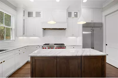 3715 Peachtree Road NE #9, Atlanta, GA 30319 - Photo 13