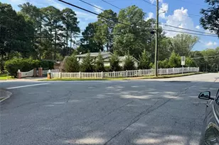 3912 Donaldson Dr, Atlanta, GA 30341 - Photo 5