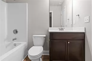 9 Richardson St, Winder, GA 30680 - Photo 33