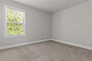 9 Richardson St, Winder, GA 30680 - Photo 31