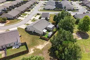 1570 Louise Anderson Dr, Griffin, GA 30224 - Photo 29
