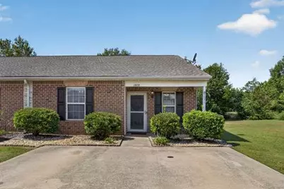 1570 Louise Anderson Drive, Griffin, GA 30224 - Photo 1