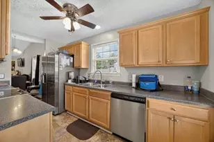 1570 Louise Anderson Dr, Griffin, GA 30224 - Photo 5