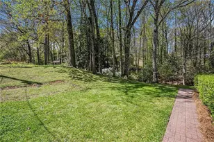 620 Oakstone Way, Roswell, GA 30075 - Photo 29