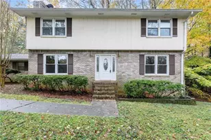 620 Oakstone Way, Roswell, GA 30075 - Photo 1