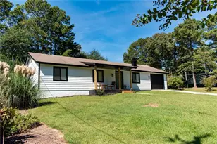 1077 Sawgrass Ct SW, Lilburn, GA 30047 - Photo 3