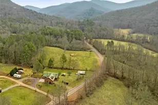 4253 Swallows Creek Rd, Hiawassee, GA 30546 - Photo 5