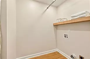 305 Norcross St, Roswell, GA 30075 - Photo 23