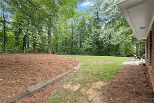 1850 Donald Dr, Marietta, GA 30062 - Photo 29