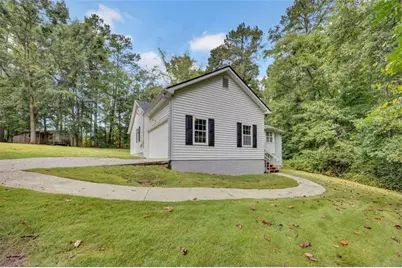 2067 Brandy Woods Drive, Conyers, GA 30013 - Photo 3