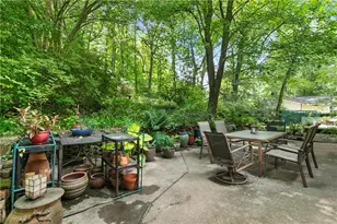 1232 Bernadette Ln NE, Atlanta, GA 30329 - Photo 25