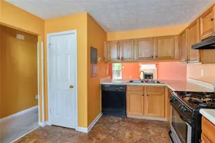 3540 Ashley Station Dr, Marietta, GA 30008 - Photo 7