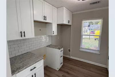 8334 Mountain Pass, Riverdale, GA 30274 - Photo 3