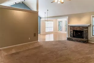 1909 Brookhill Way SW, Snellville, GA 30078 - Photo 9