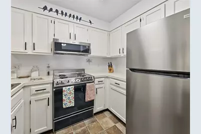 1800 Clairmont Lk #A703, Decatur, GA 30033 - Photo 7