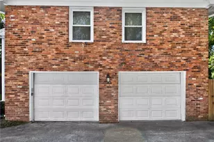 869 April Dr SW, Conyers, GA 30094 - Photo 3